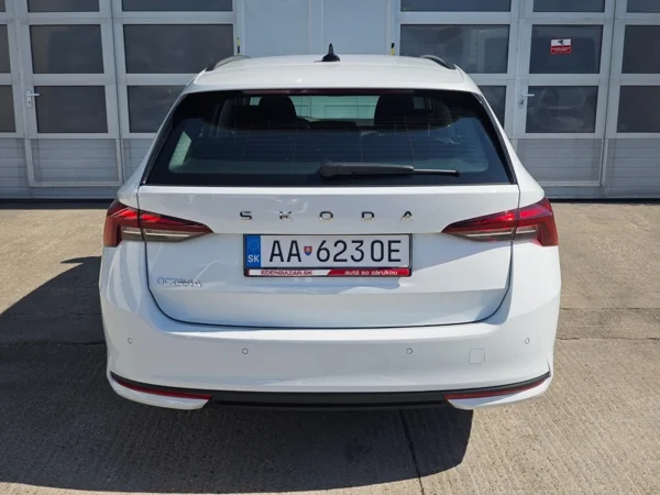 Škoda Octavia Combi Selection DSG 2,0 TDI 110kW 6
