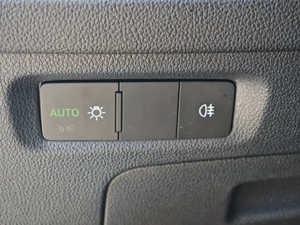 Škoda Octavia Combi Selection DSG 2,0 TDI 110kW 31