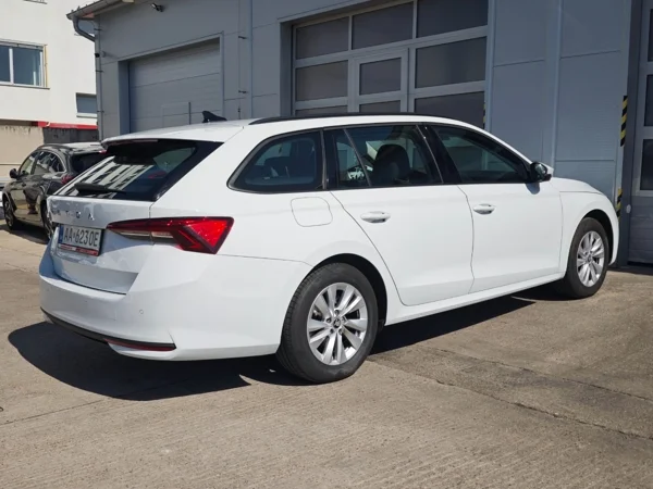Škoda Octavia Combi Selection DSG 2,0 TDI 110kW 2