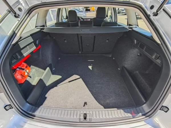 Škoda Octavia Combi Selection DSG 2,0 TDI 110kW 31