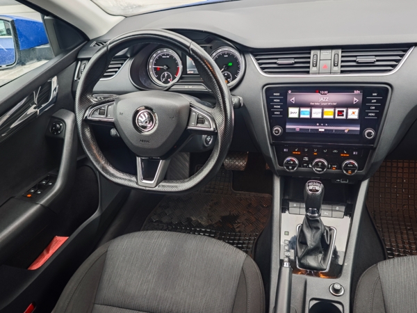 Škoda Octavia Combi Style Plus + Safety Pack 4x4 DSG 2,0 TDI 135kW 3