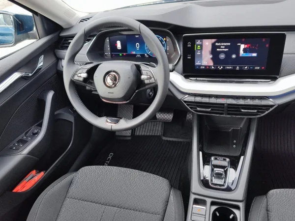Škoda Octavia Combi Style Plus 4x4 DSG 2,0 TDI 147kW 3