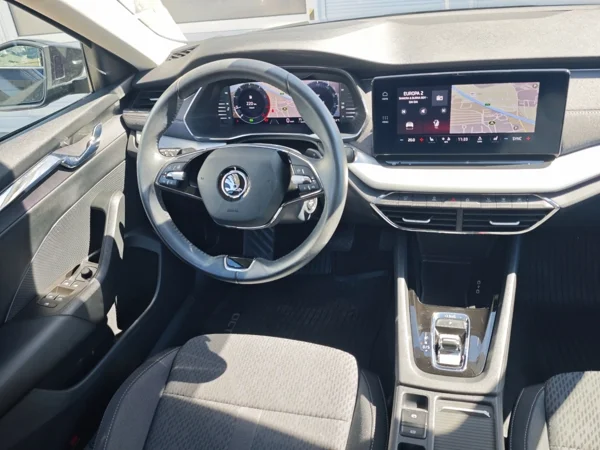 Škoda Octavia Combi Style Plus 4x4 DSG 2,0 TSI 140kW 3
