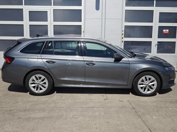 Škoda Octavia Combi Top Selection DSG 2,0 TDI 110kW 9