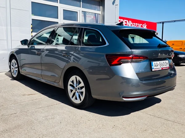 Škoda Octavia Combi Top Selection DSG 2,0 TDI 110kW 7
