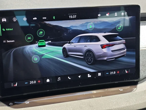 Škoda Octavia Combi Top Selection DSG 2,0 TDI 110kW 17