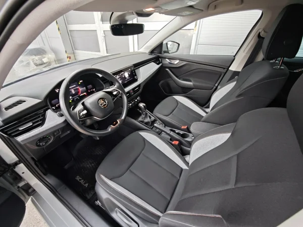 Škoda Scala Selection DSG TSI 85kW 10