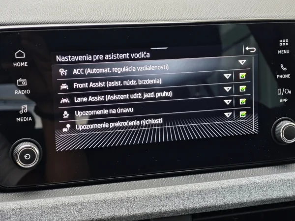 Škoda Scala Selection DSG TSI 85kW 20