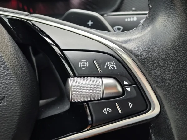 Škoda Scala Selection DSG TSI 85kW 27