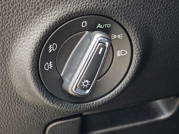 Škoda Superb Combi JOY DSG 1,5 TSI 110kW 28