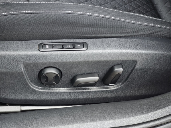 Škoda Superb Combi JOY DSG 1,5 TSI 110kW 29