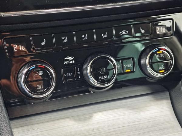 Škoda Superb Combi JOY DSG 1,5 TSI 110kW 21