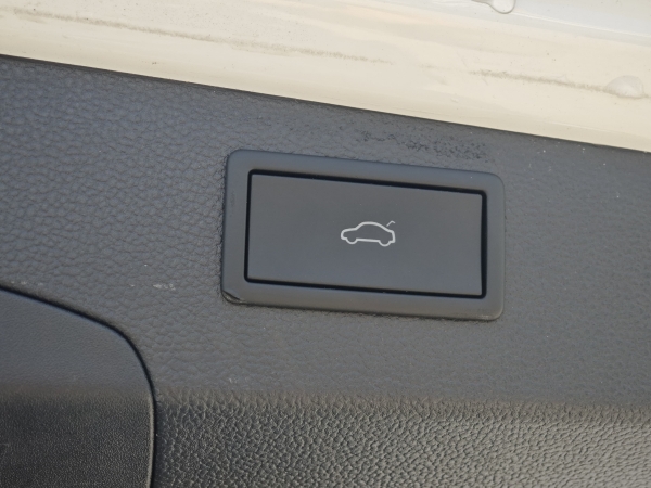 Škoda Superb Combi Selection DSG 2,0 TDI 110kW 26