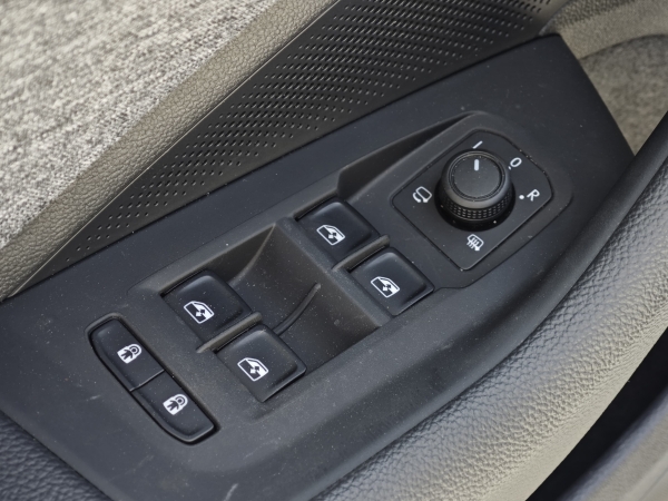 Škoda Superb Combi Selection DSG 2,0 TDI 110kW 24