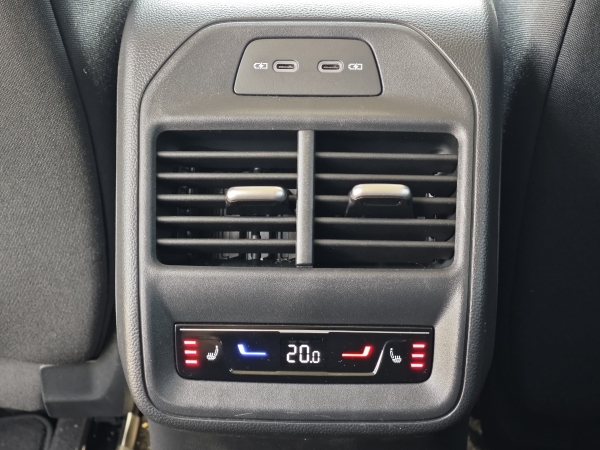 Škoda Superb Combi Selection DSG 2,0 TDI 110kW 25