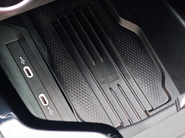 Škoda Superb Combi Top Selection 4x4 DSG 2,0 TDI 142kW 28