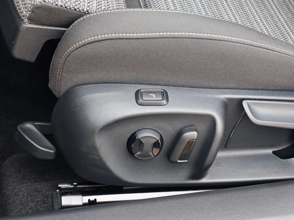 Škoda Superb Combi Top Selection 4x4 DSG 2,0 TDI 142kW 36