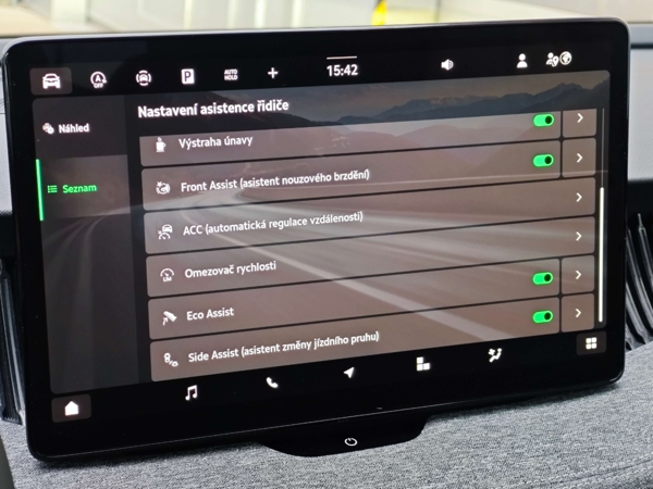 Škoda Superb Combi Top Selection 4x4 DSG 2,0 TDI 142kW 26