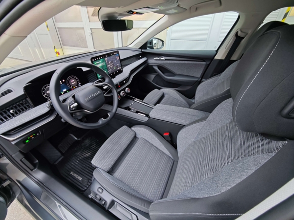 Škoda Superb Combi Top Selection 4x4 DSG 2,0 TDI 142kW 10