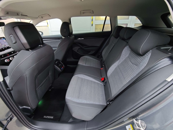 Škoda Superb Combi Top Selection 4x4 DSG 2,0 TDI 142kW 11