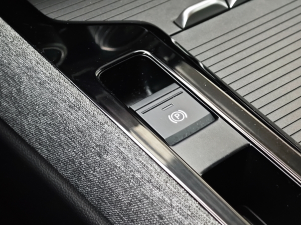 Škoda Superb Combi Top Selection 4x4 DSG 2,0 TDI 142kW 25