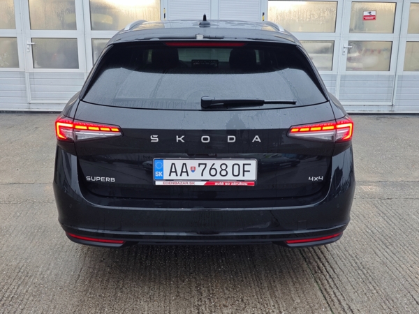 Škoda Superb Combi Top Selection 4x4 DSG 2,0 TDI 142kW 6