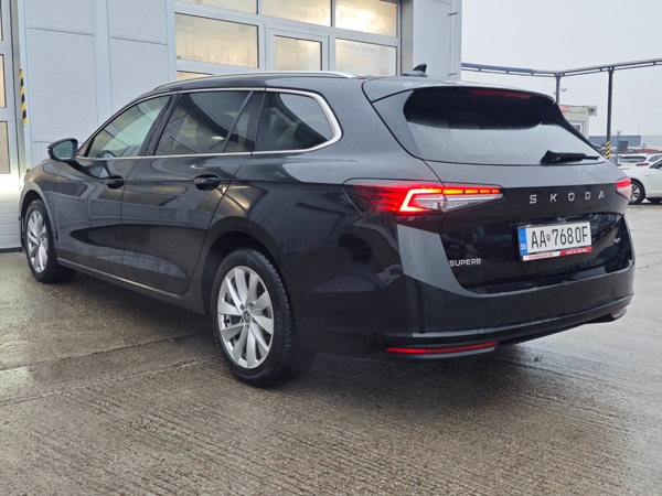 Škoda Superb Combi Top Selection 4x4 DSG 2,0 TDI 142kW 7