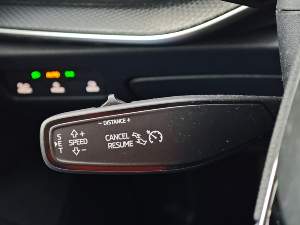 Škoda Superb Combi Top Selection 4x4 DSG 2,0 TDI 142kW 27