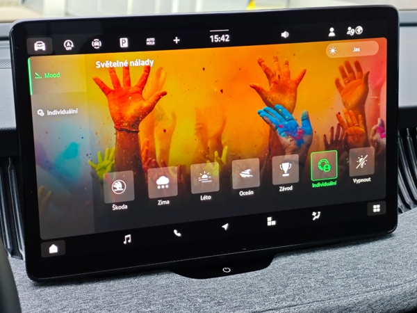 Škoda Superb Combi Top Selection 4x4 DSG 2,0 TDI 142kW 17