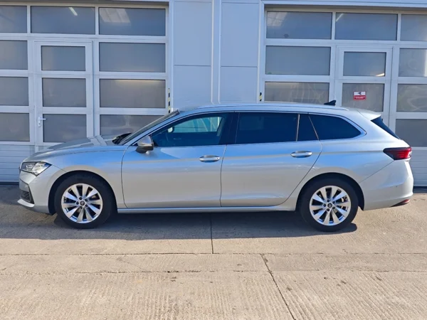 Škoda Superb Combi Top Selection DSG 2,0 TDI 110kW 8