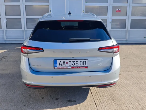 Škoda Superb Combi Top Selection DSG 2,0 TDI 110kW 6