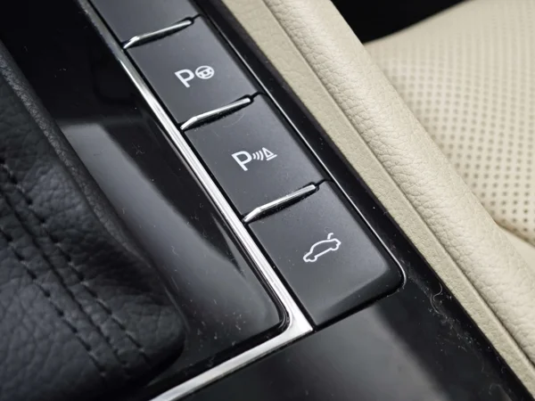 Škoda Superb Laurin & Klement 4x4 DSG 2,0 TSI 206kW 30
