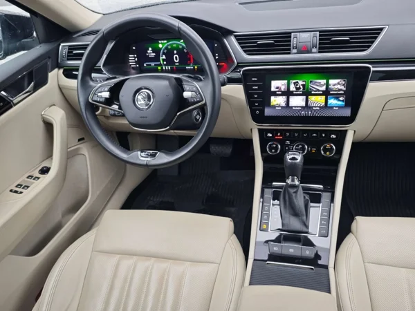 Škoda Superb Laurin & Klement 4x4 DSG 2,0 TSI 206kW 13
