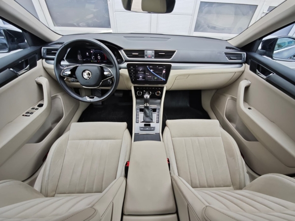 Škoda Superb Style 4x4 DSG 2,0 TSI 206kW 11
