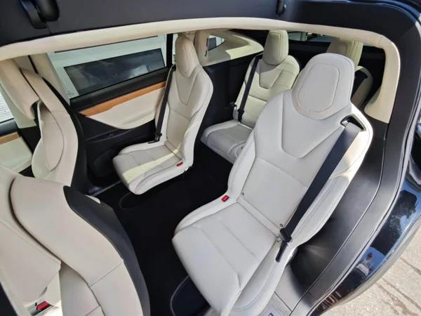 Tesla Model X 100D 4x4 386kW 15