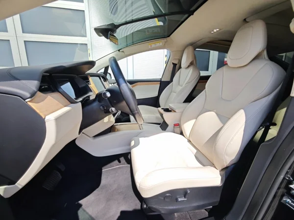 Tesla Model X 100D 4x4 386kW 13