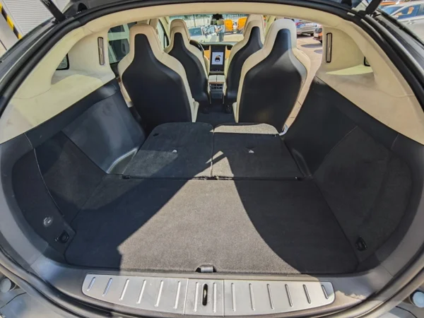 Tesla Model X 100D 4x4 386kW 41