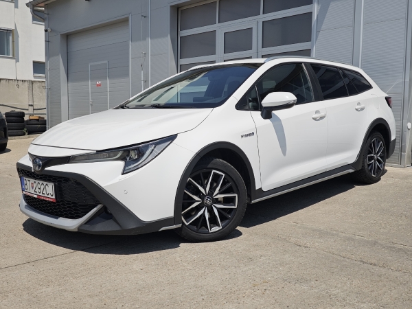 Toyota Corolla Combi Trek e-CVT 2,0 Hybrid 112kW