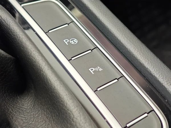 Volkswagen Arteon R-Line 4motion DSG 2,0 TDI 147kW 30