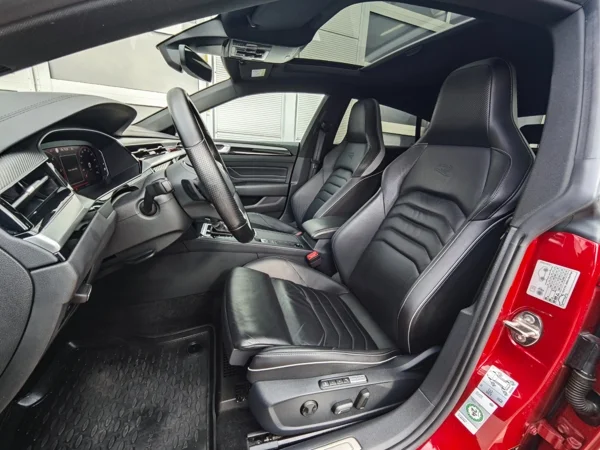 Volkswagen Arteon R-Line 4motion DSG 2,0 TDI 147kW 11