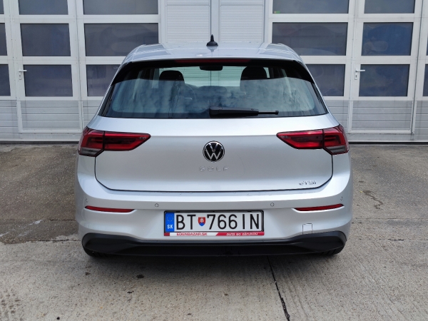 Volkswagen Golf Life mHEV DSG eTSI 81kW