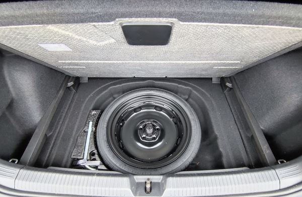 Volkswagen Golf Life TSI 81kW 20