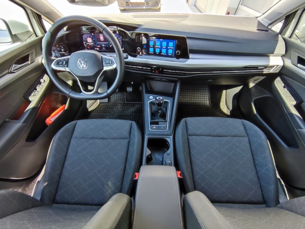 Volkswagen Golf Life TSI 81kW 12