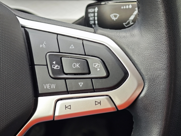 Volkswagen Golf Life TSI 81kW 24