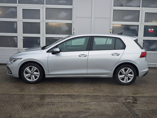 Volkswagen Golf Life TSI 81kW 8