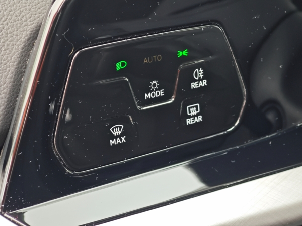 Volkswagen Golf Life TSI 81kW 25