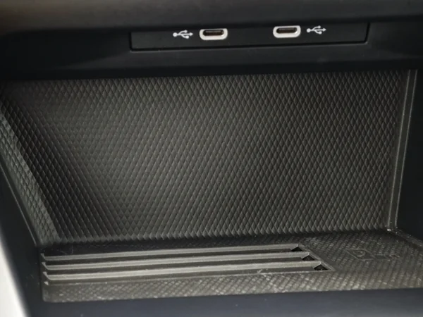 Volkswagen Golf Limited 1,5 eTSI 110kW 24