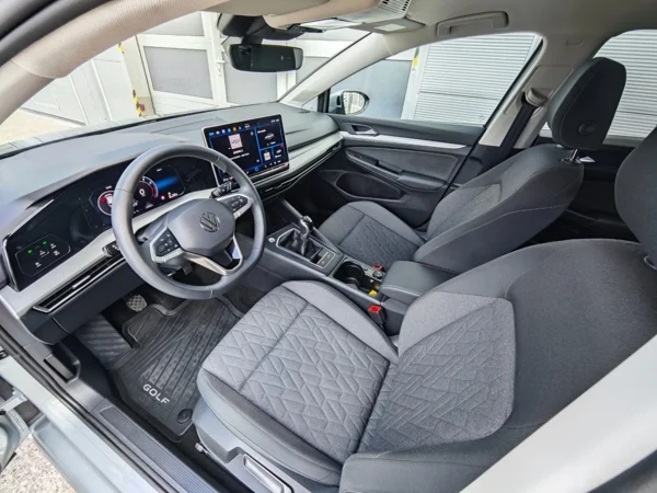 Volkswagen Golf Limited 1,5 eTSI 110kW 10