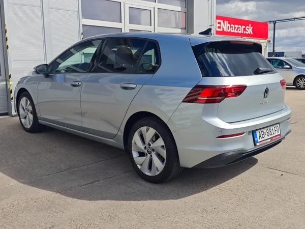 Volkswagen Golf Limited 1,5 eTSI 110kW 7