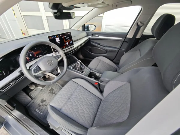 Volkswagen Golf Limited 1,5 eTSI 110kW 10